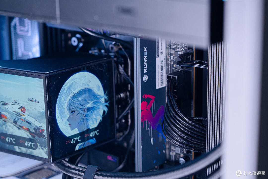 双屏解锁更多玩法,超频3 DX360Pro水冷上机展示
