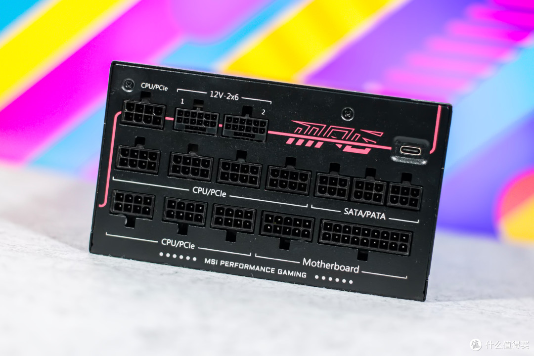 钛金能效,杜绝烧接口,微星MPG Ai1300TS PCIE5月神电源装机实测