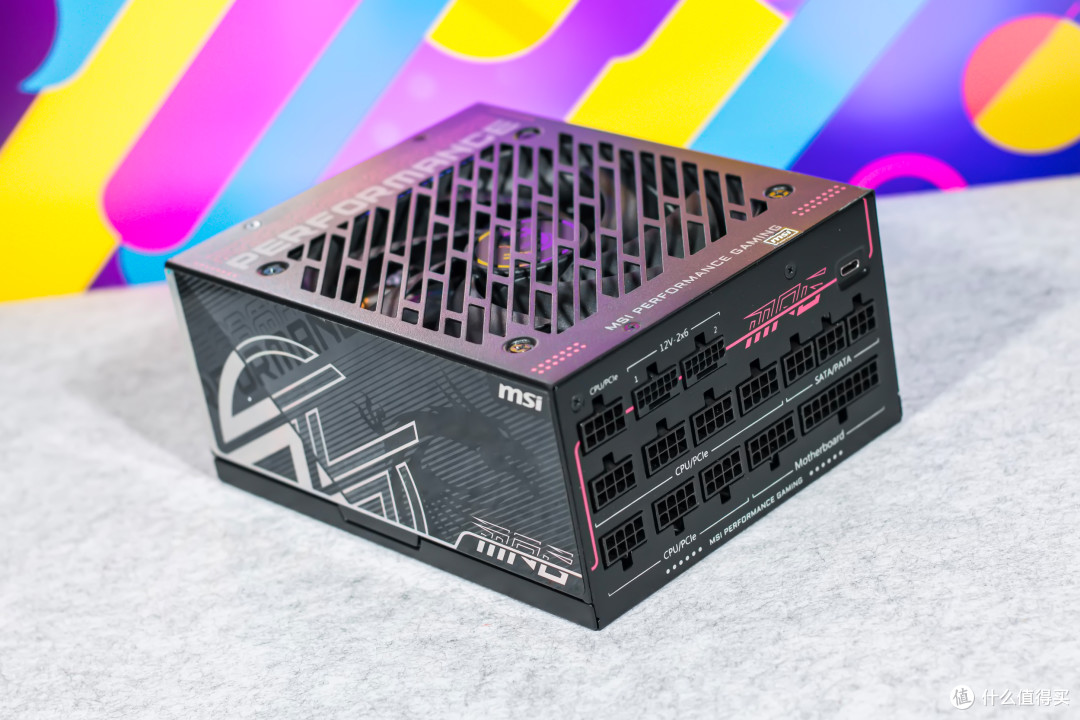 钛金能效,杜绝烧接口,微星MPG Ai1300TS PCIE5月神电源装机实测