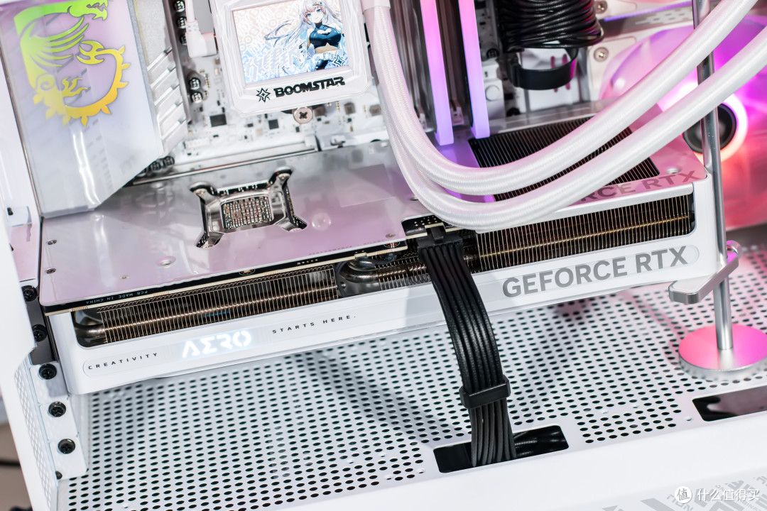 钛金能效,杜绝烧接口,微星MPG Ai1300TS PCIE5月神电源装机实测