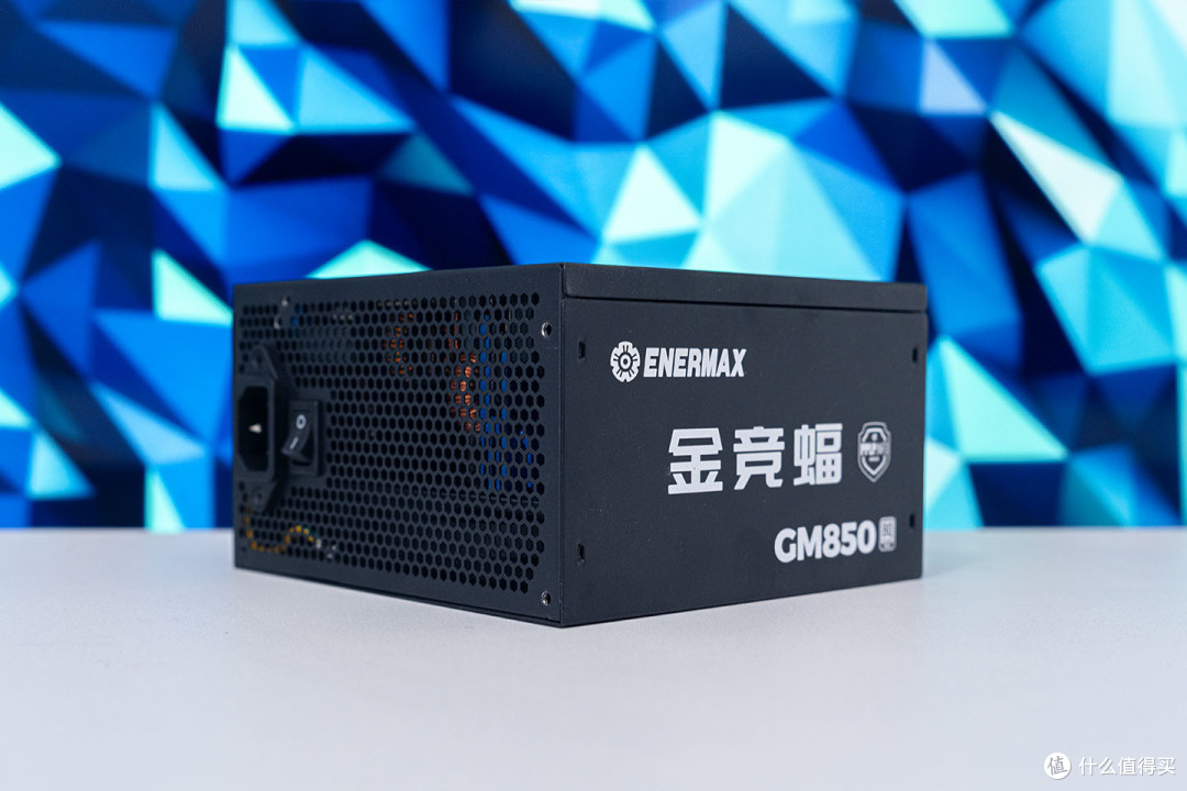 创新形态,独立四仓,追风者碉堡EX5机箱装机展示