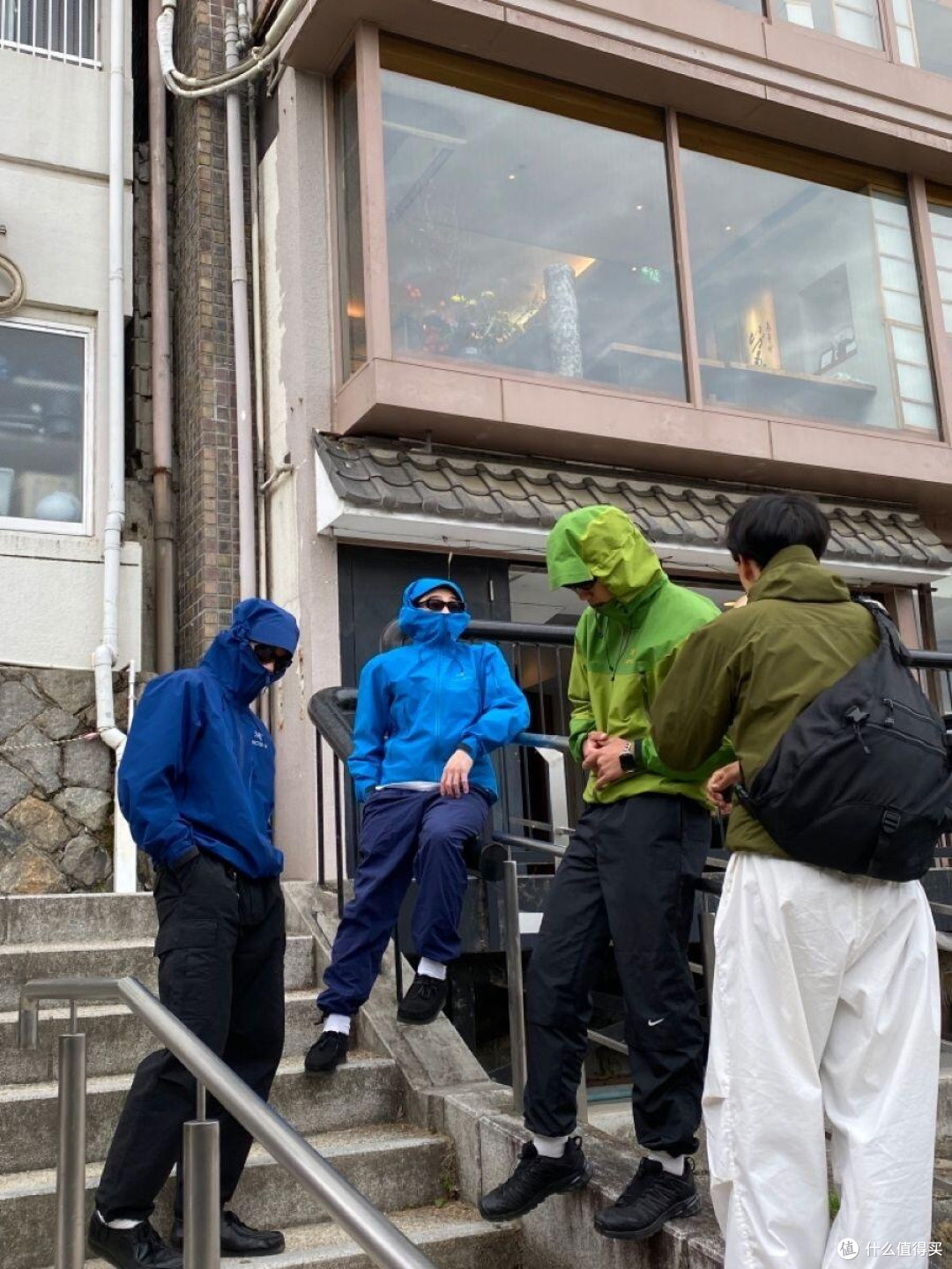 户外叠穿防鼓包实测指南