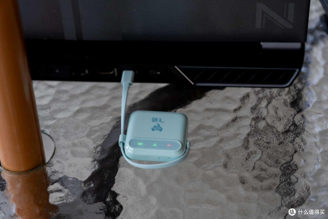 同门其他型号也顺手测过：插上电脑就能用的形态，出差党很受用