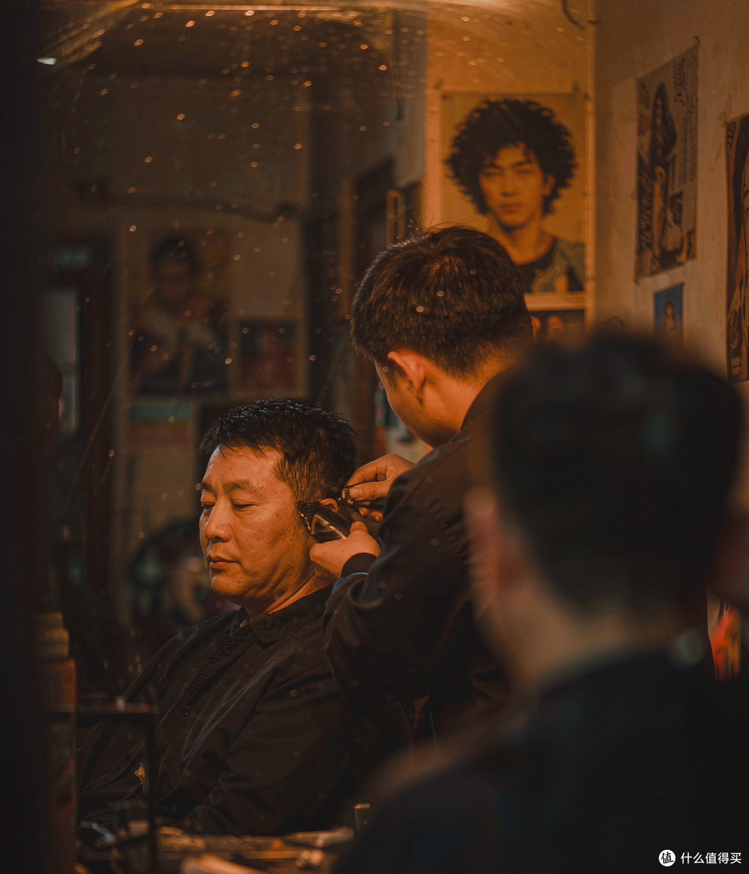 理发店老板一句话，比我读过的好多书都管用