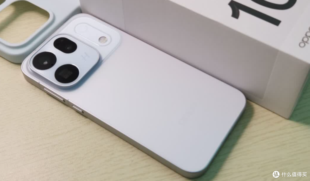一加16与OPPO Find X10有哪些区别?骁龙与天玑对撞,如何选择?
