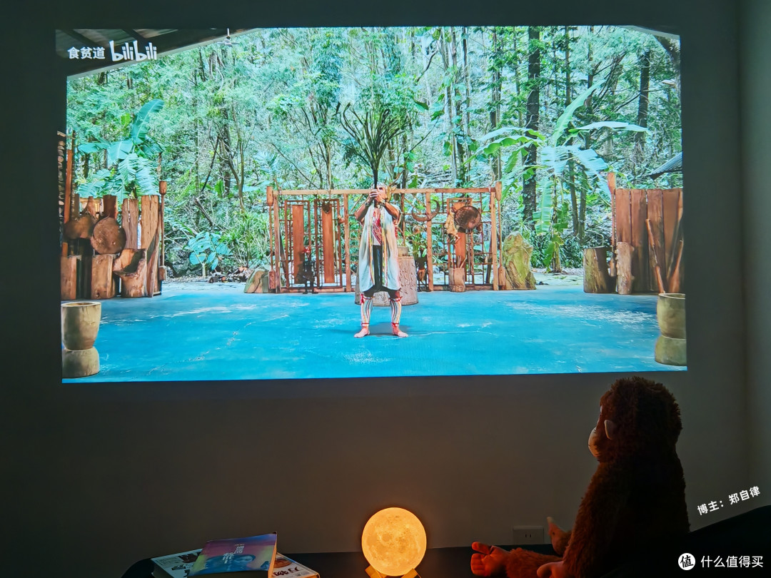 有电视机还需要投影仪吗?高性价比投影仪:GlowBox小光盒R1实测