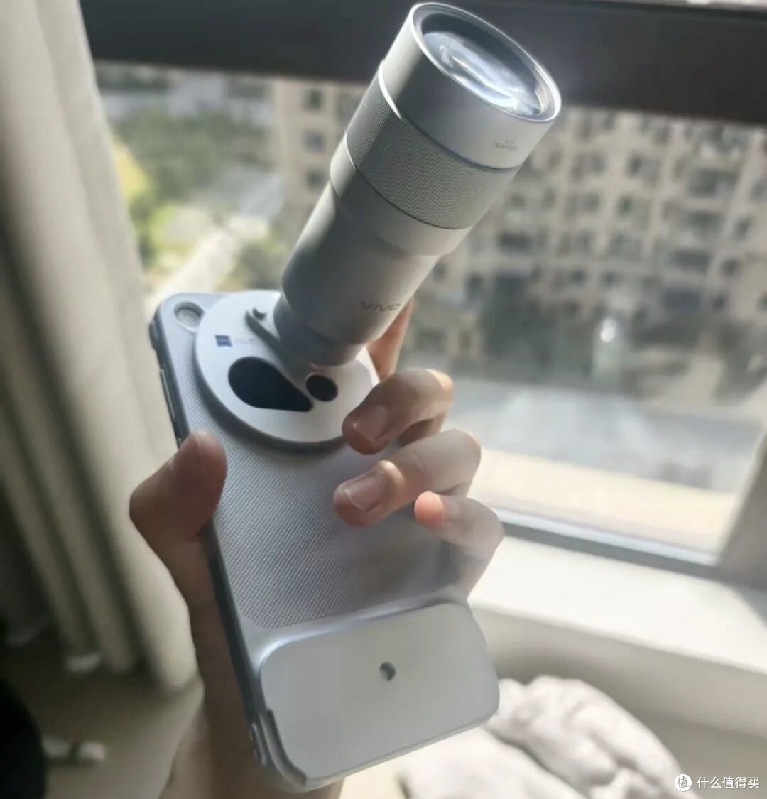 vivo X500 Pro Max 和 OPPO Find X10 Pro Max,到底买哪个值?
