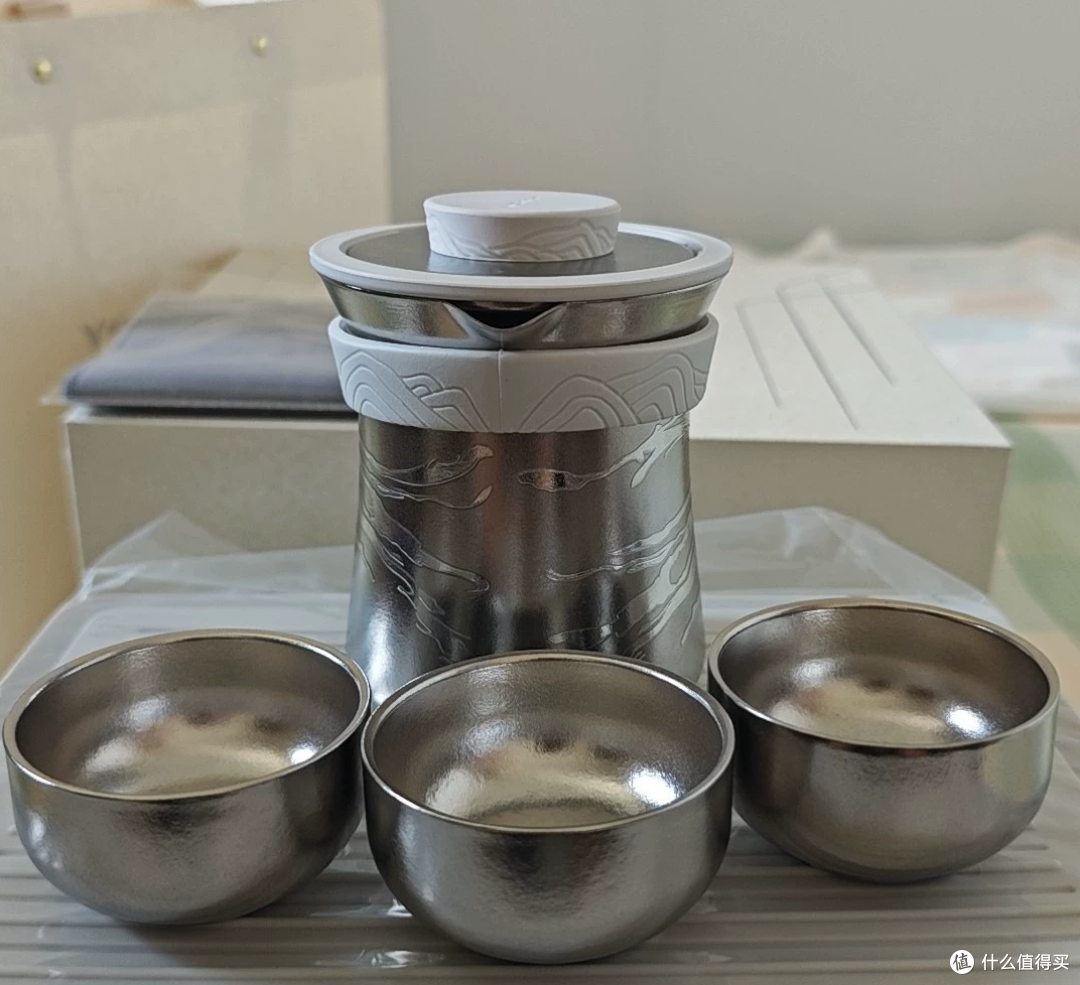 二手鱼流入岚图汽车联名纯钛茶具，一壶三杯七件套139算不算捡漏