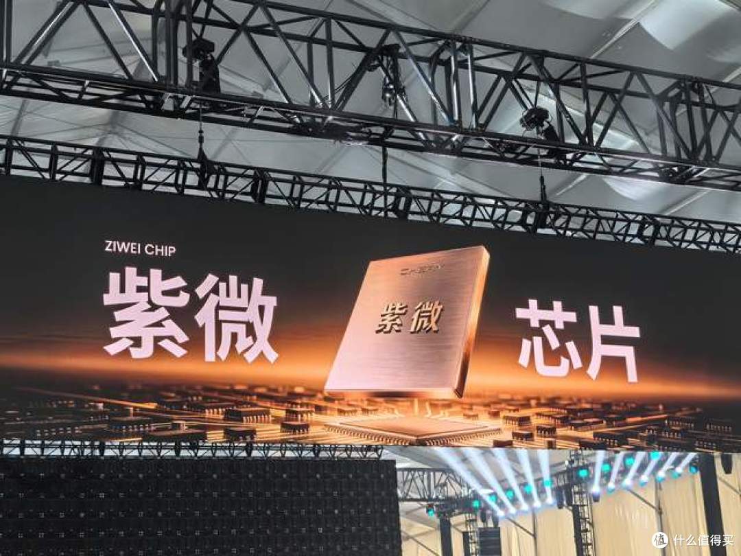 卷完快充卷芯片，奇瑞这波大招，藏着传统车企的逆袭底气