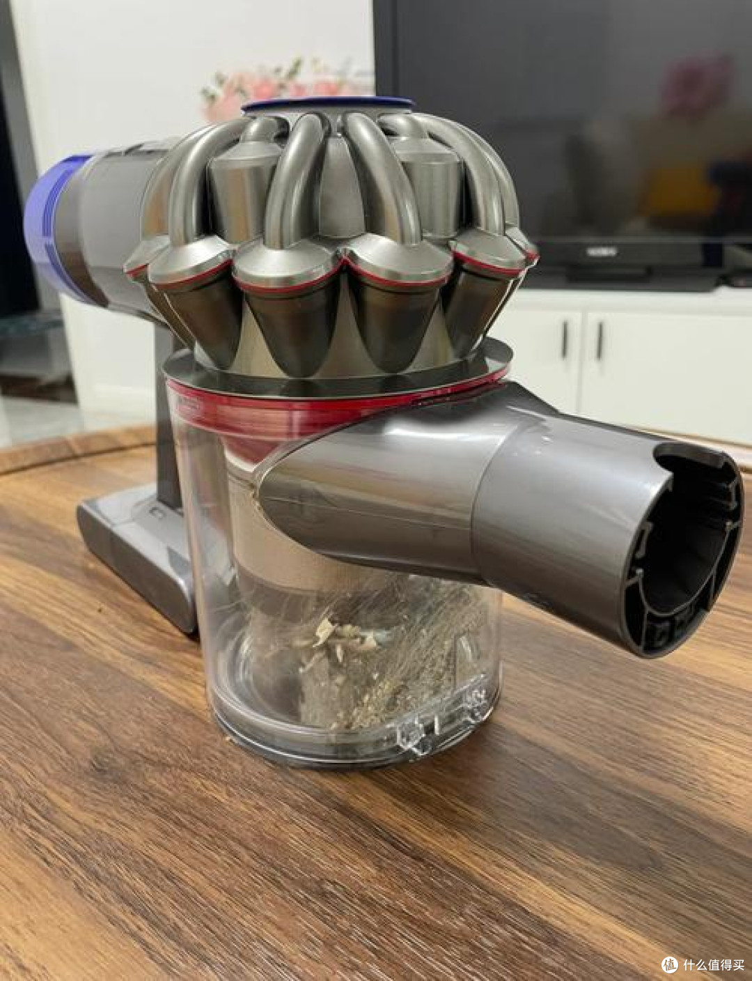 戴森V8无绳吸尘器双十一实测