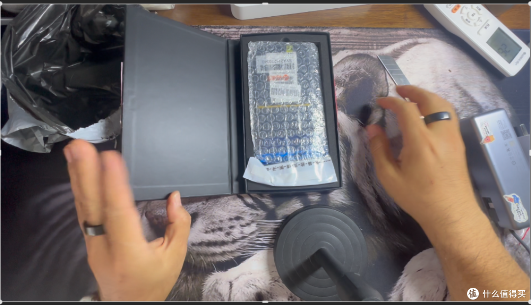 【探长实测】556元赌机成功?炸弹堂瑕疵小米MIX Flip捡漏真相