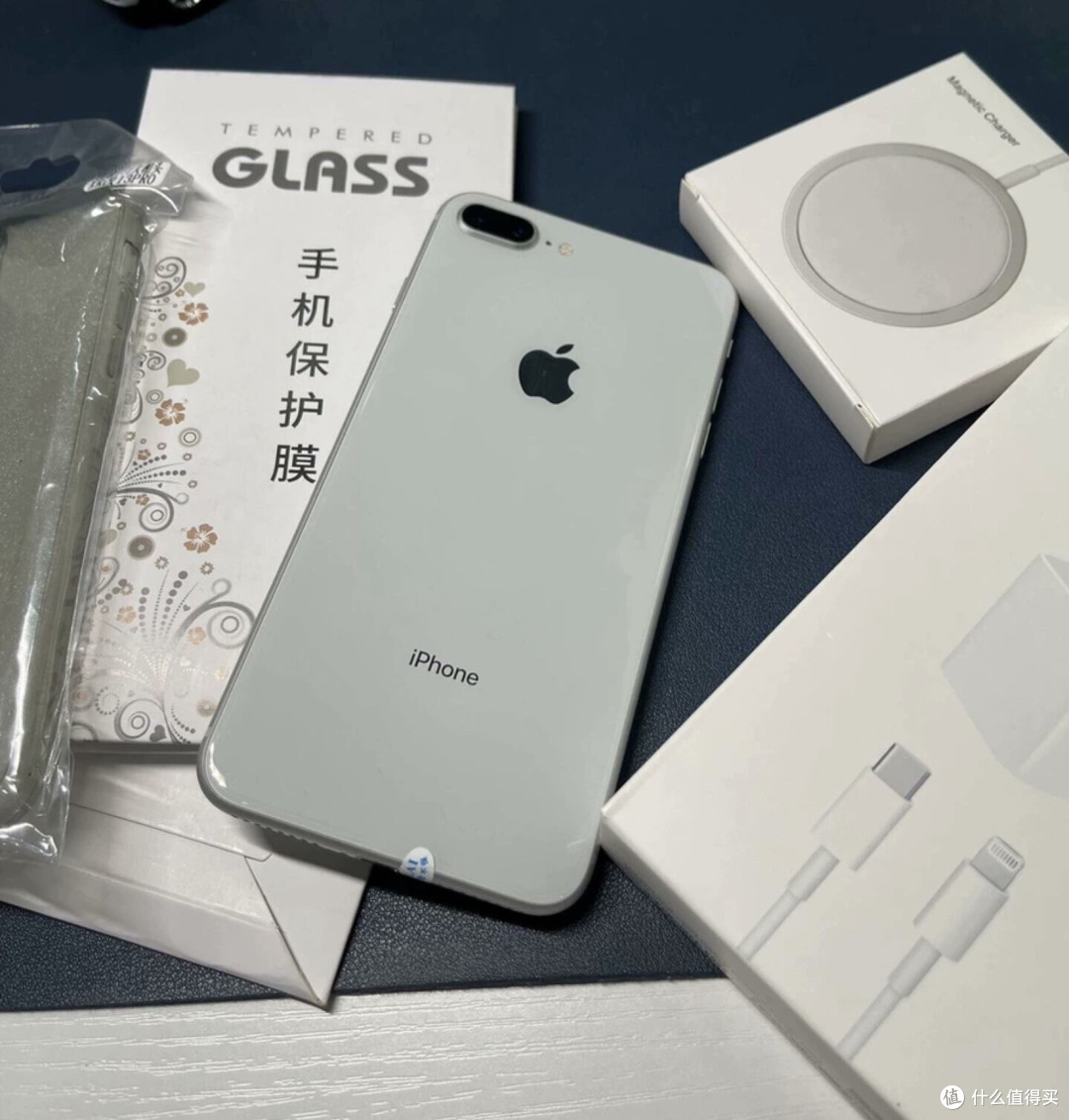 300块的iPhone 8 Plus,是过时电子垃圾,还是百元档游戏备用机?