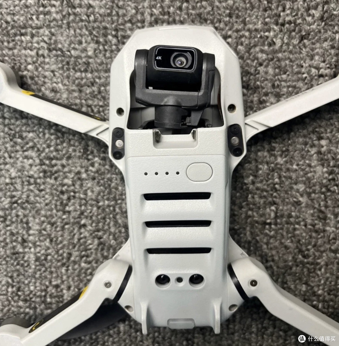 无人机抛售潮下,700块捡一台大疆Mini 2,是捡漏还是接盘?