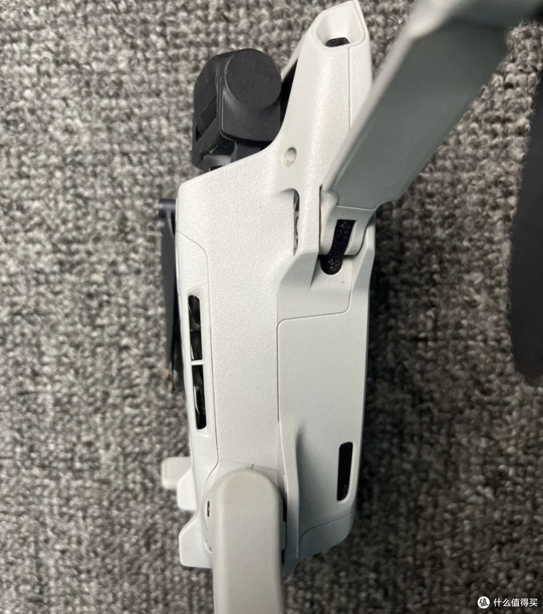 无人机抛售潮下,700块捡一台大疆Mini 2,是捡漏还是接盘?