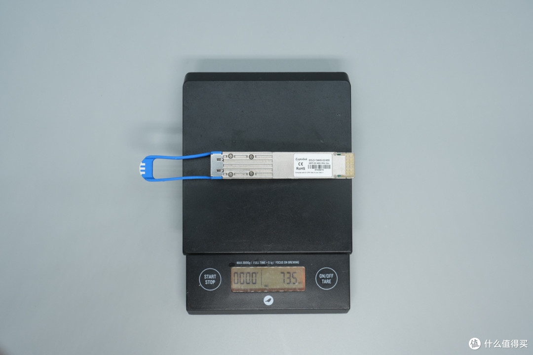 传输距离达2km,新易盛400G QSFP-DD光模块拆解