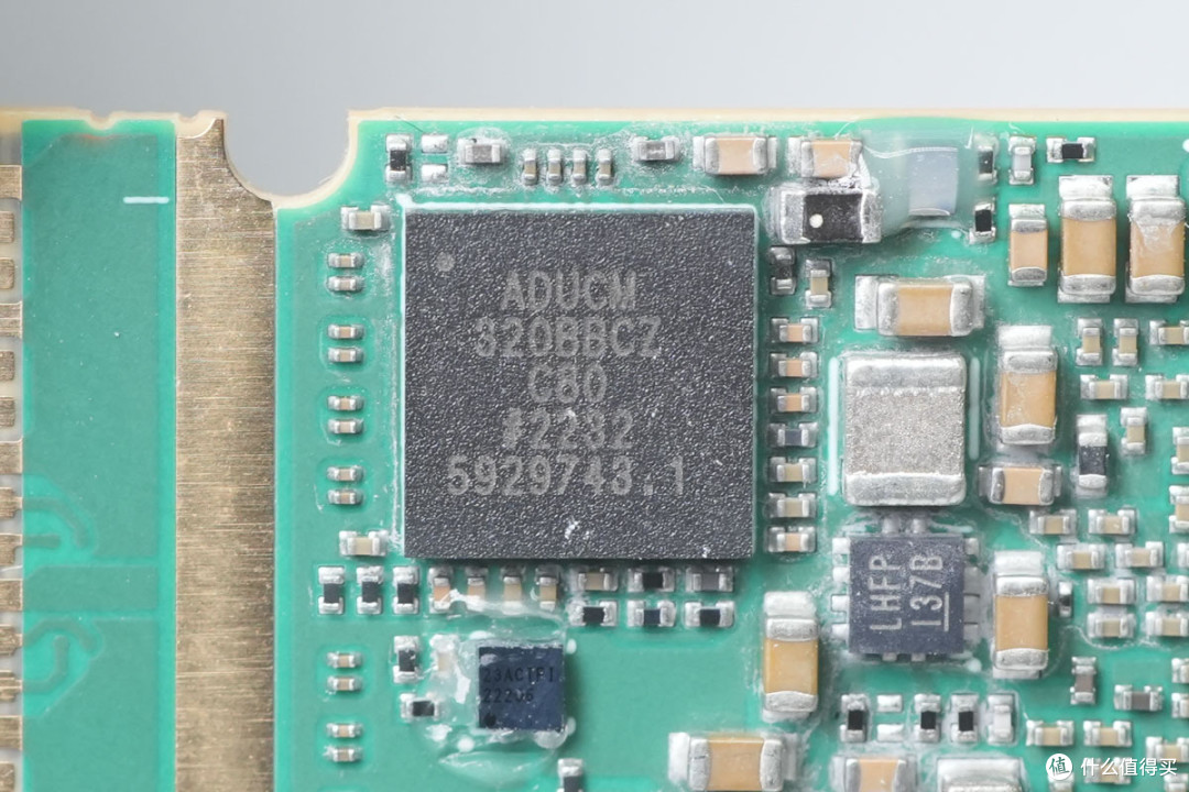 传输距离达2km,新易盛400G QSFP-DD光模块拆解