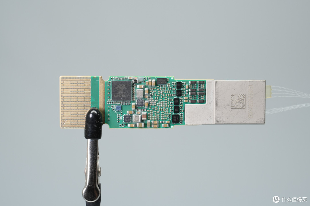 传输距离达2km,新易盛400G QSFP-DD光模块拆解