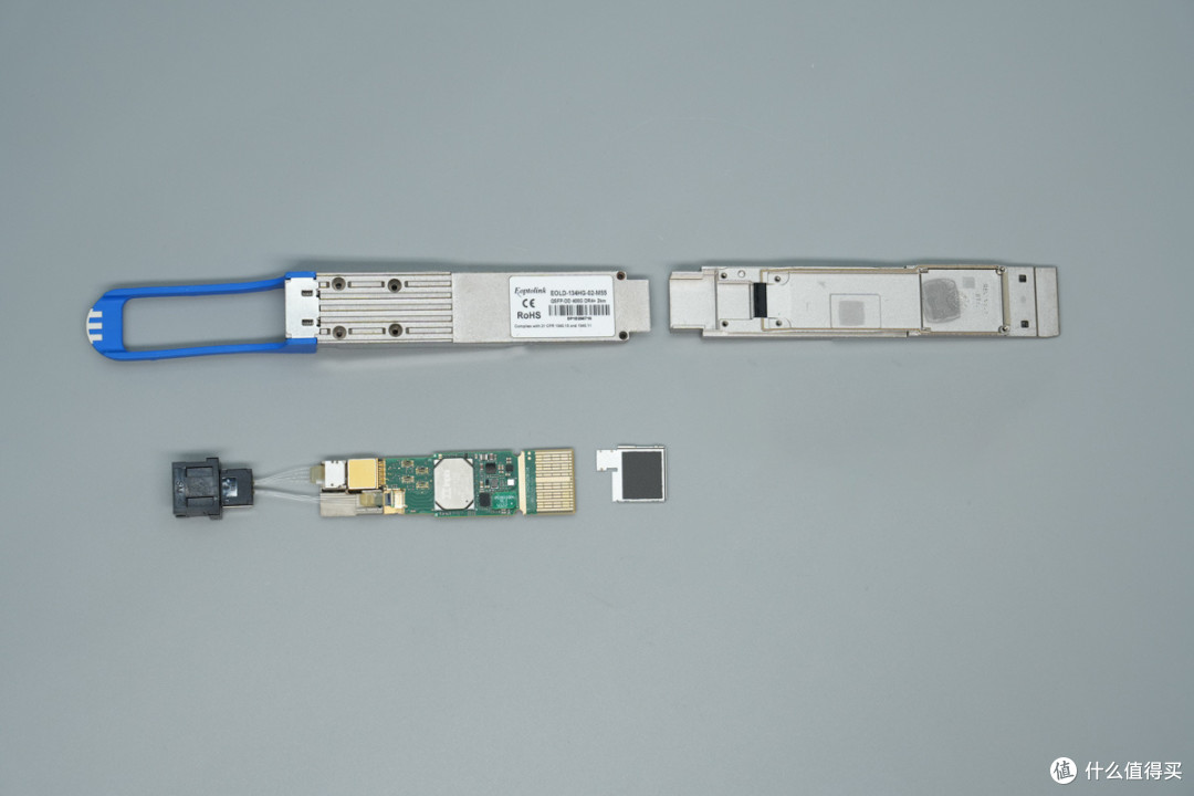 传输距离达2km,新易盛400G QSFP-DD光模块拆解