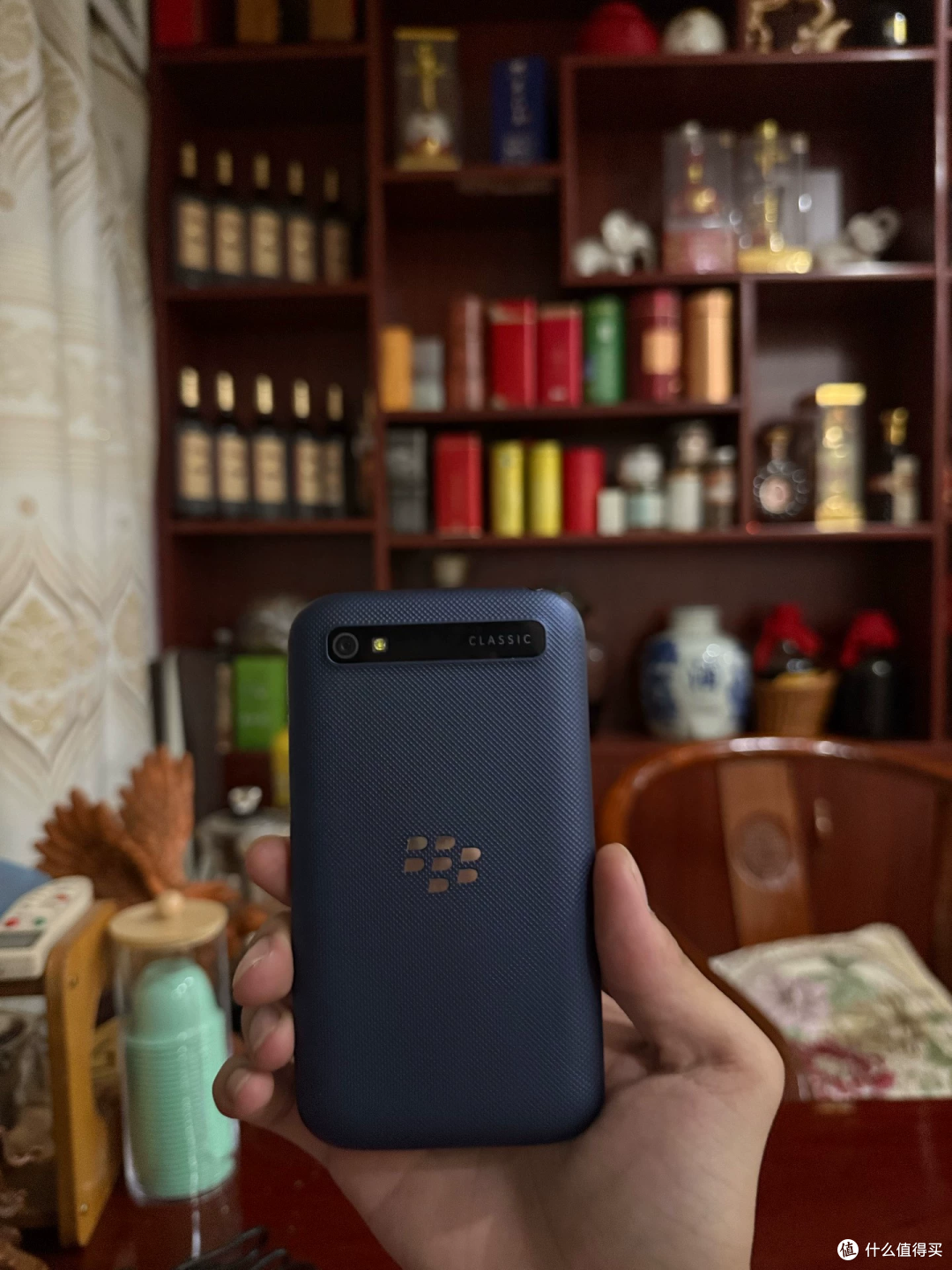 黑莓Q20卖299元 行情百元档贵出的算什么