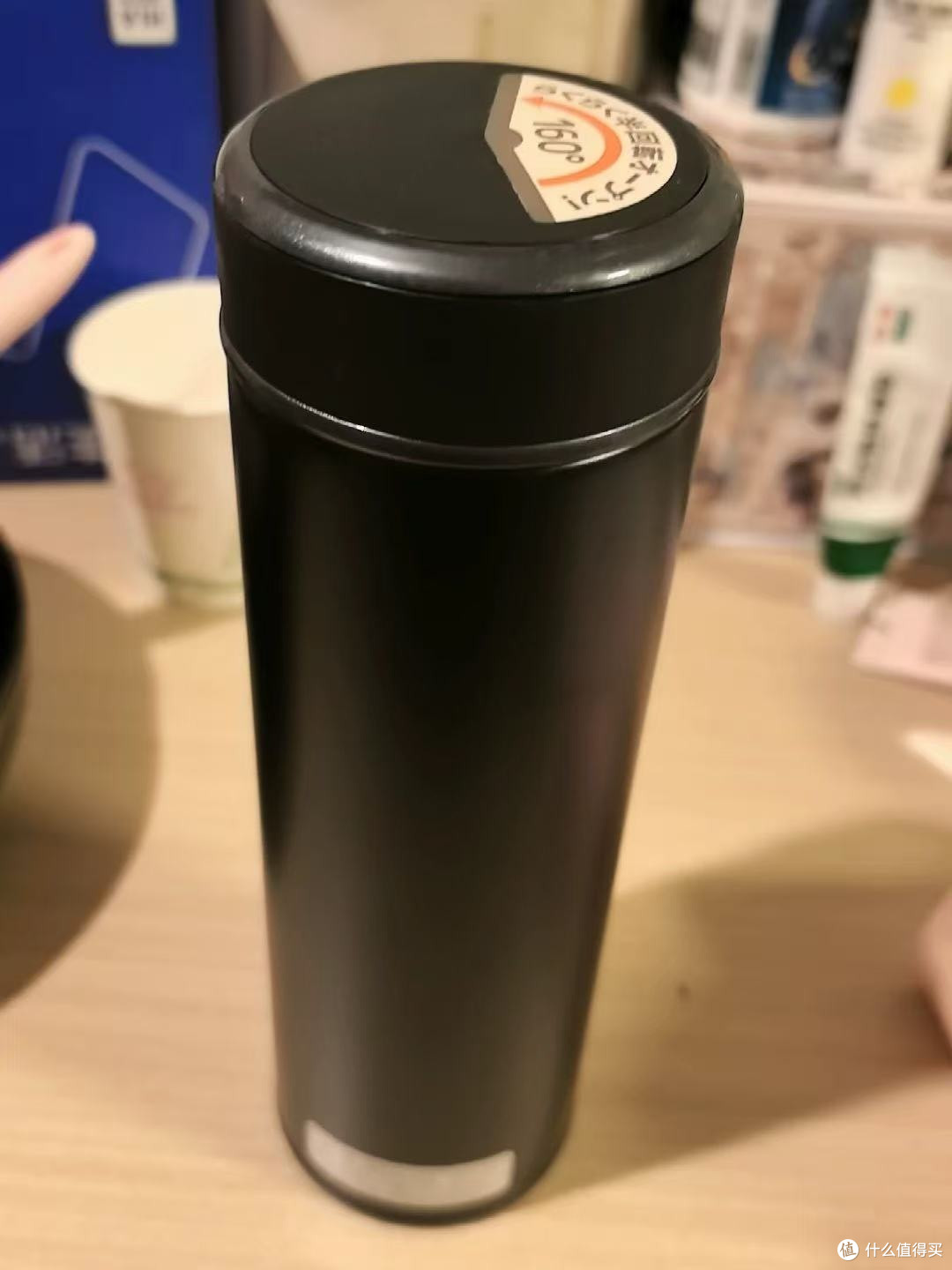 保温杯轻一点,通勤包里少一份负担