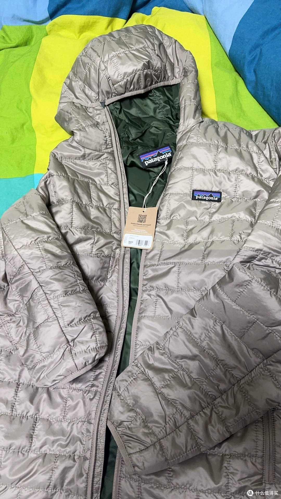 滑雪徒步怕冷又怕重?Patagonia Nano Puff棉服,空气感黑科技