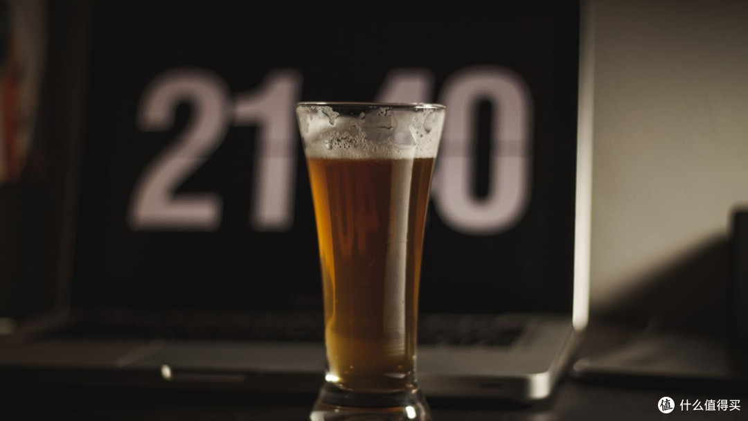 睡前那杯酒，换来的是整夜更松的咽部肌肉