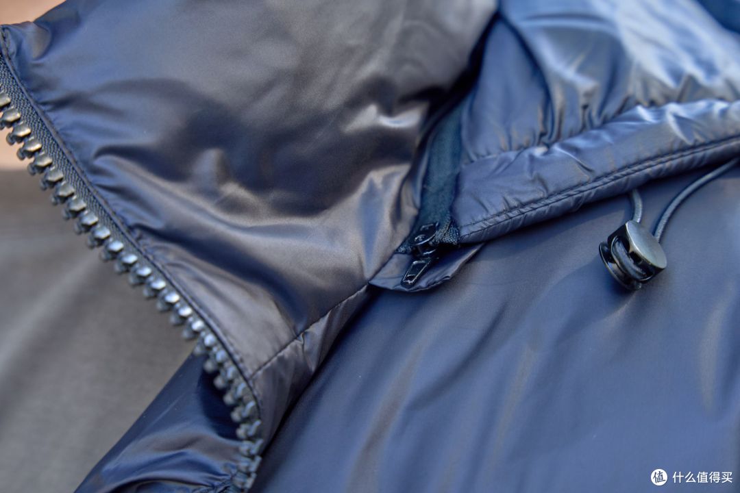 千元羽绒服配置只要 399?VBREX石墨烯极寒锁温羽绒服上手测评