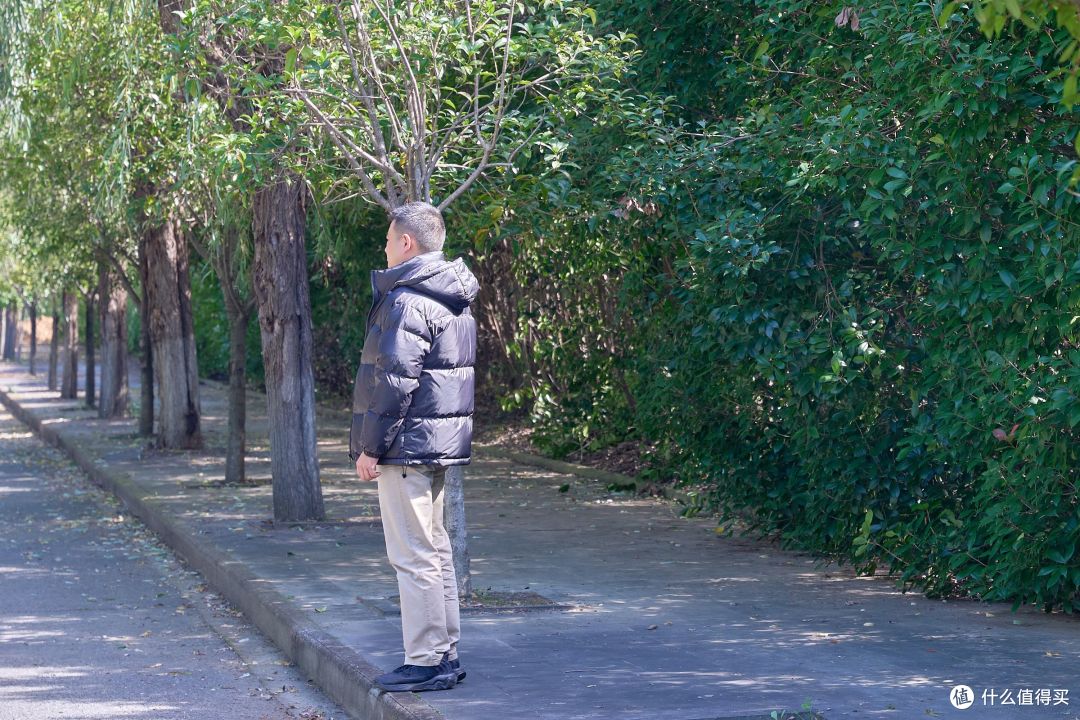 千元羽绒服配置只要 399?VBREX石墨烯极寒锁温羽绒服上手测评