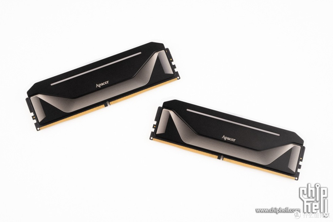 骨伽 乘风 MX600 MAX + 铭瑄 电竞之心 B850M + 影驰 5070 装机