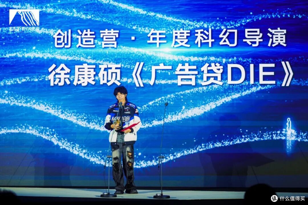 看完这10部短片，理解了黄建新说“用AI做科幻电影的时代成熟了”