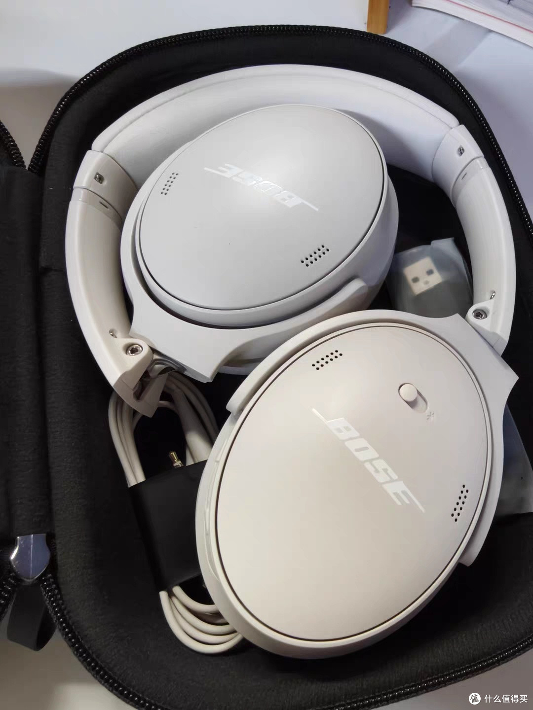 别乱买!AirPods Max对比Bose QC45,实测谁更值