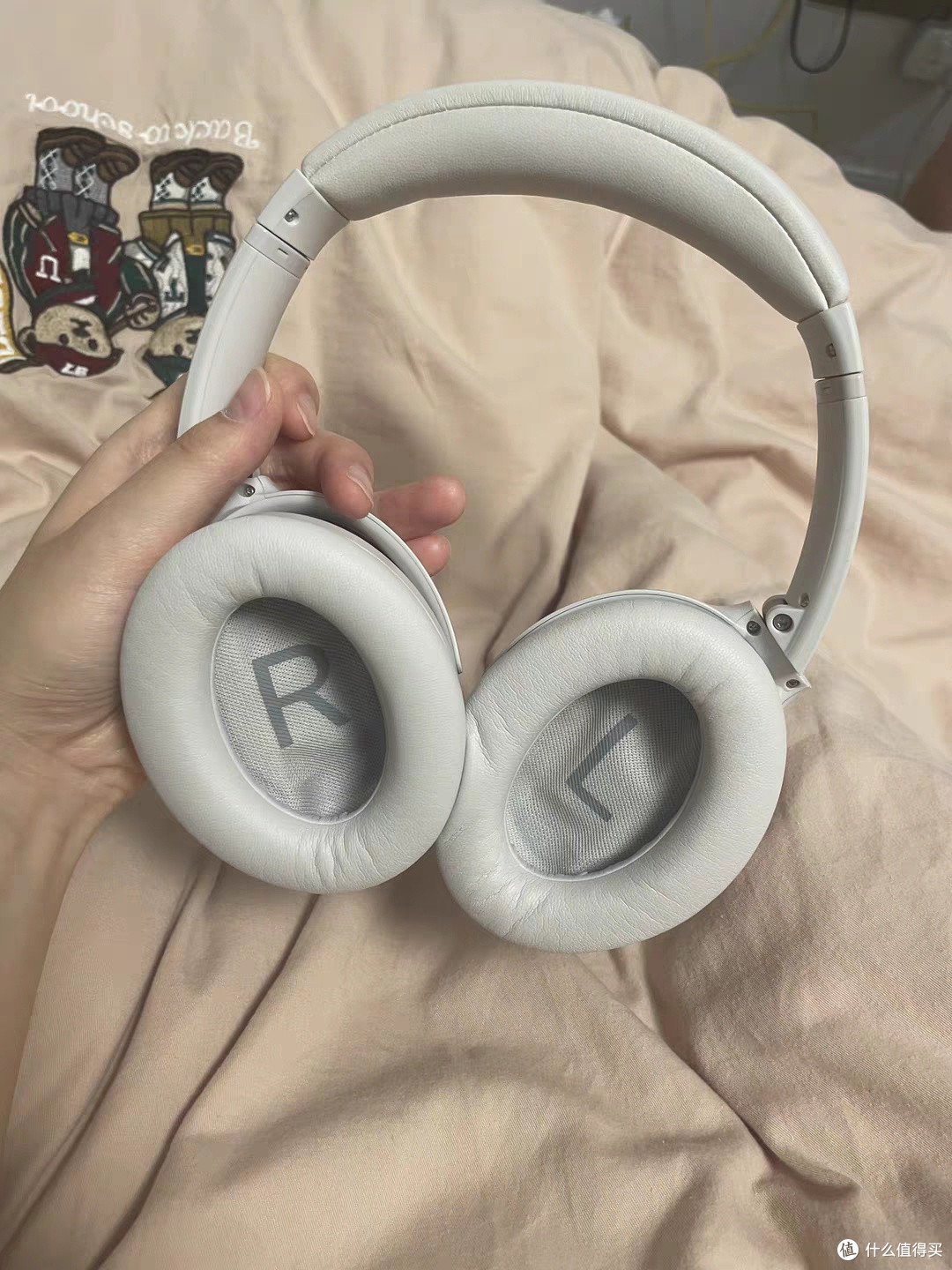 别乱买!AirPods Max对比Bose QC45,实测谁更值