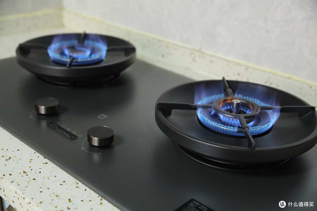 从米家 P1 升级到 3MAX：这台“长了眼睛”的净烟机到底有多狠？