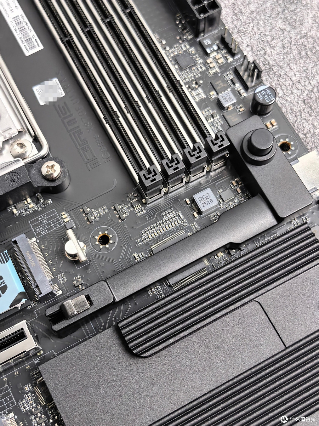 中高端装机好选择:七彩虹 iGame X870E ULTRA-S主板上手解析