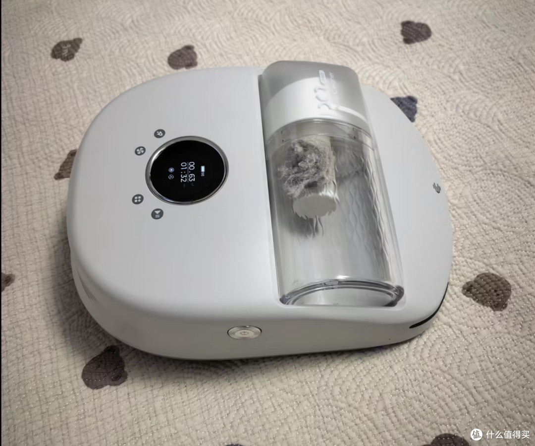 别买喵卫X1 Pro！1399元扫床机器人，本质是一盏会移动的紫外线灯