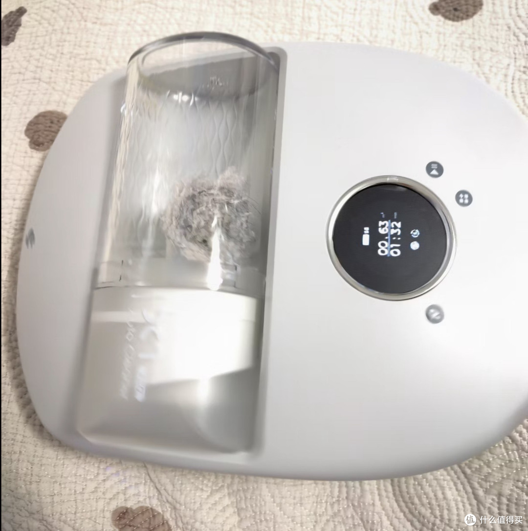 别买喵卫X1 Pro！1399元扫床机器人，本质是一盏会移动的紫外线灯
