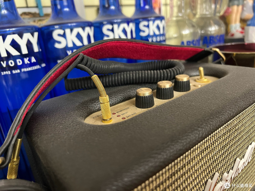 用了几年的Marshall Kilburn一代：从每天听到吃灰，就是吃它的颜