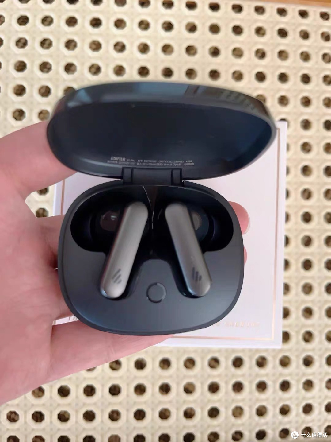 三款热门耳机实测对比分析