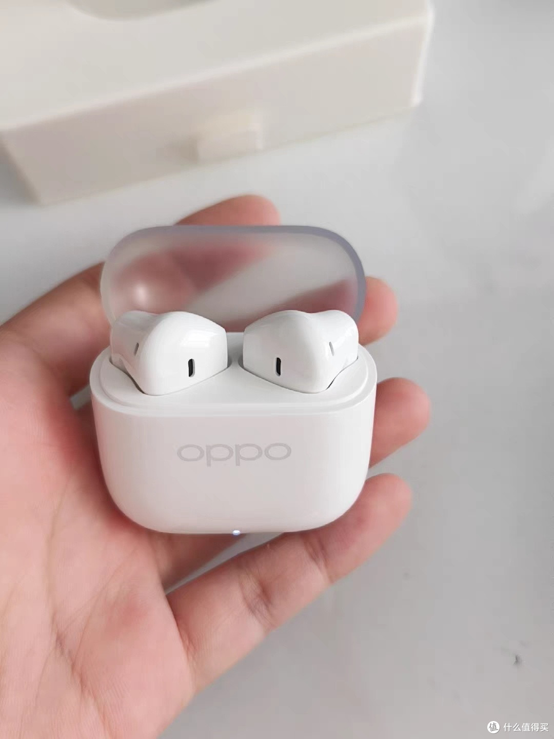 OPPO Enco Air4新声版动听享受音乐