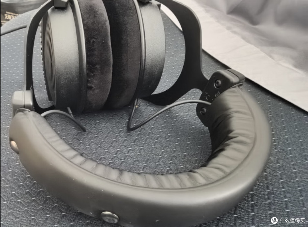 拜雅DT 880 Pro和HD 560S用了半年，头戴纠结看这篇