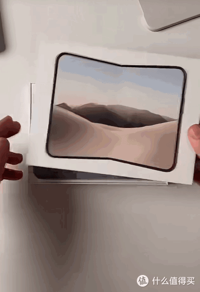 iPhone Duo 首批溢价崩盘,黄牛亏麻了!开箱实测真的离谱