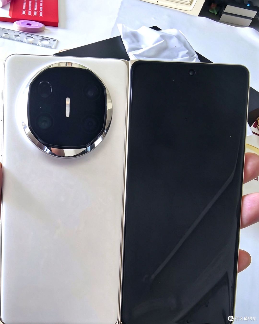 华为Mate X6 12+256GB 华为商城限时约8999,比首发约降4000