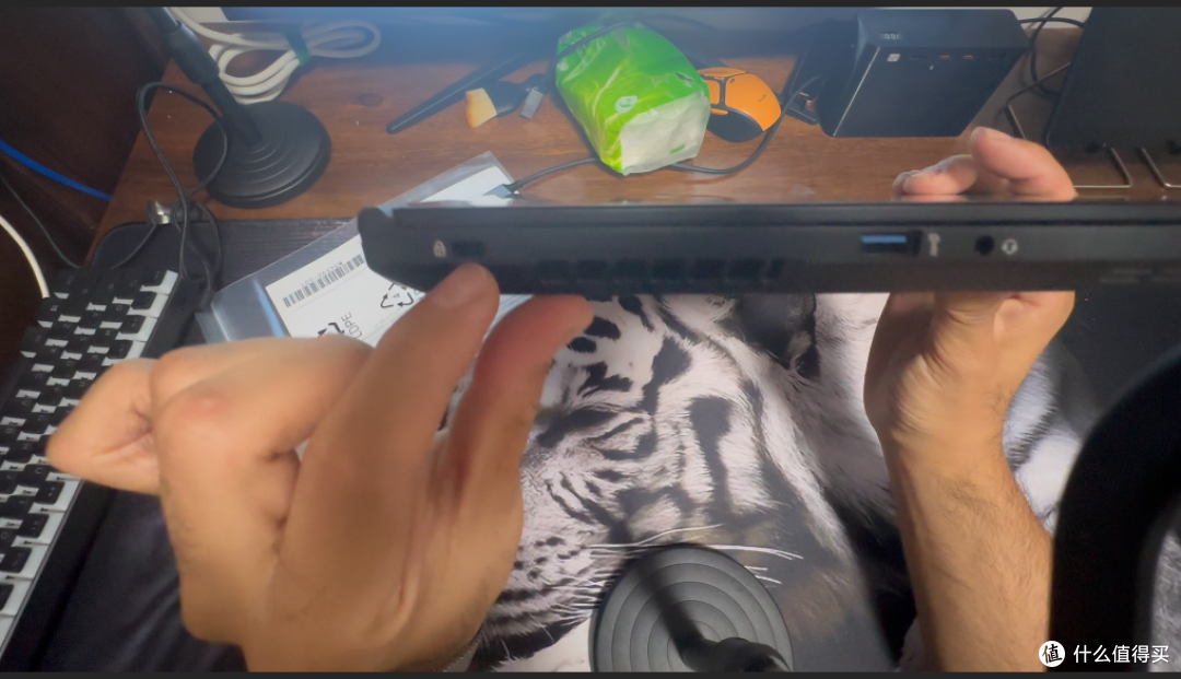 【探长要捡漏】末代 Intel 亲儿子 NUC X15 捡漏乌龙踩坑实录