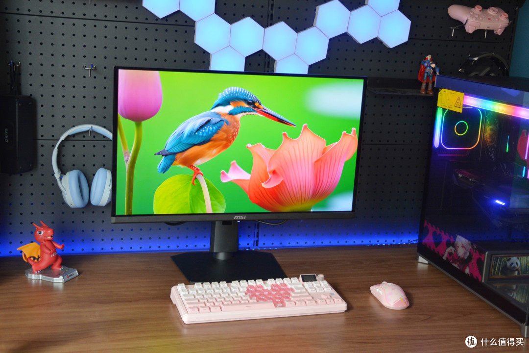 2K、320Hz，全场景通用，微星MAG OLED 271QPX32流光电竞显示器