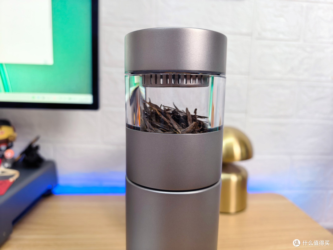把茶揣进包里:米家钛保温杯茶水分离版,一杯装下我对喝茶的执念