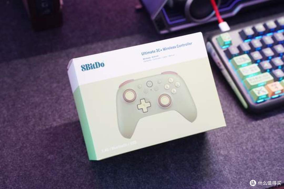 电竞房新玩具！199玩游戏太爽，八位堂猎户座 3 代青春竞技版上手