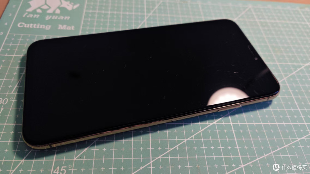 2026年花200块捡漏256G的iPhone XS Max：是智商税还是真香？