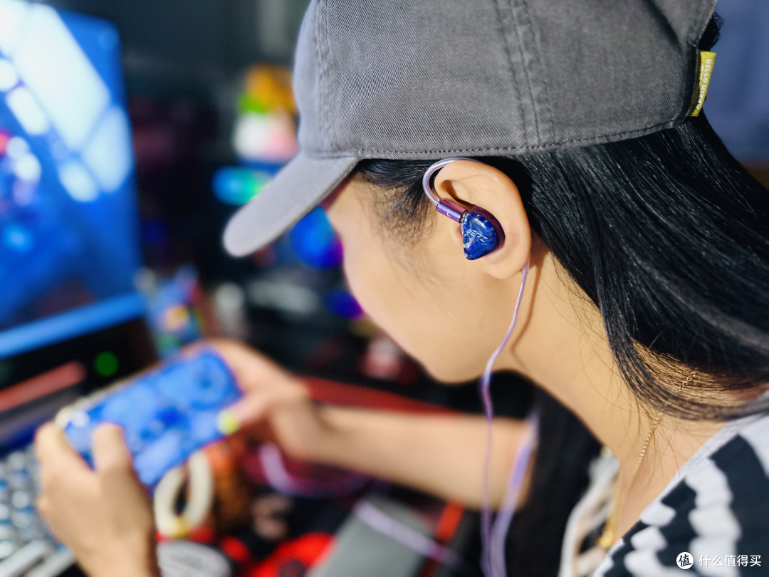 两百档游戏耳机守门神?EPZ G10Pro上手,先看脸再谈游戏🎮