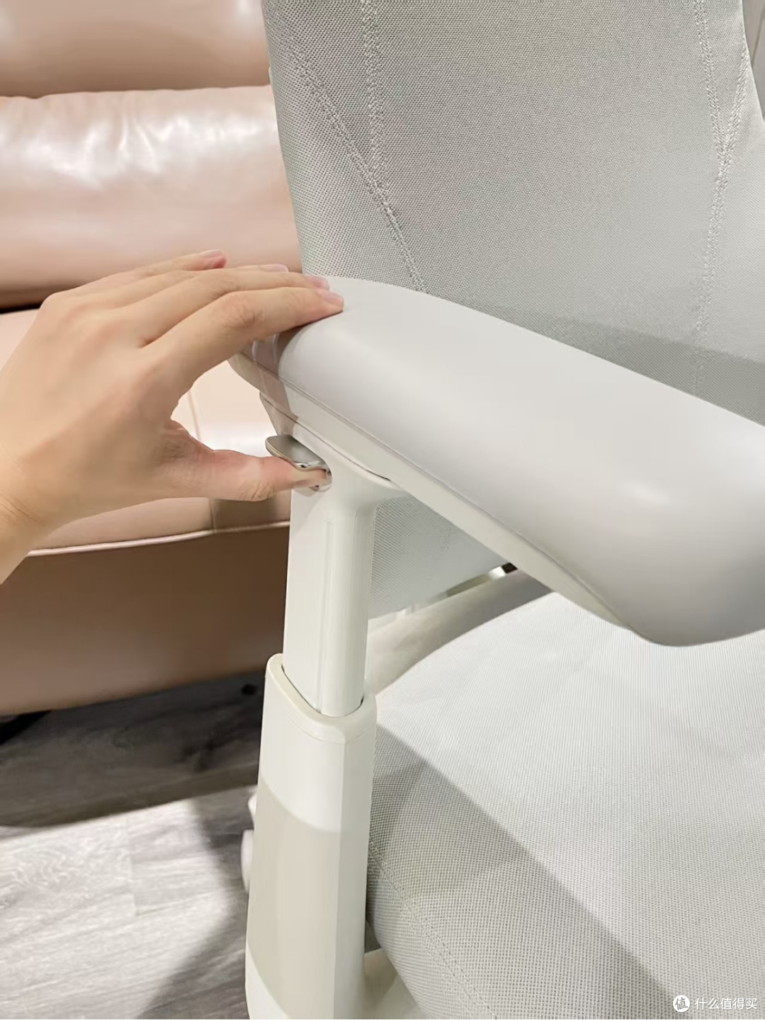 奶白氛围感✨清闲Pro,动态支撑太懂打工人