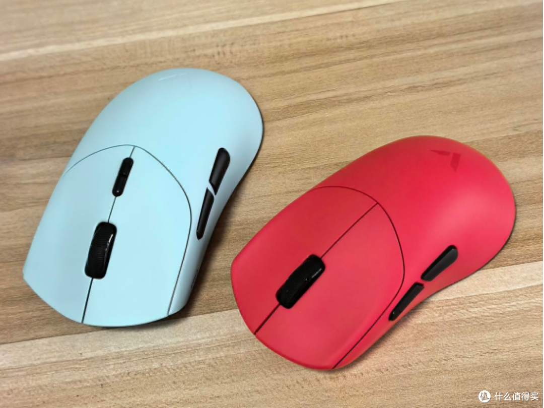 无线双模电竞鼠标如何选?雷柏VT7 PRO V2、VT7s V2使用体验